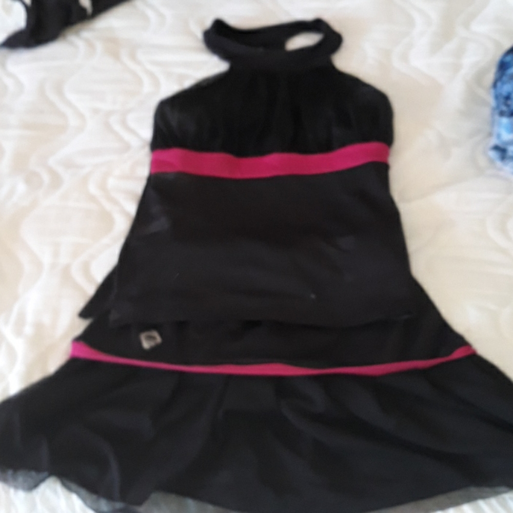 Hot hot  hot tennis outfit!